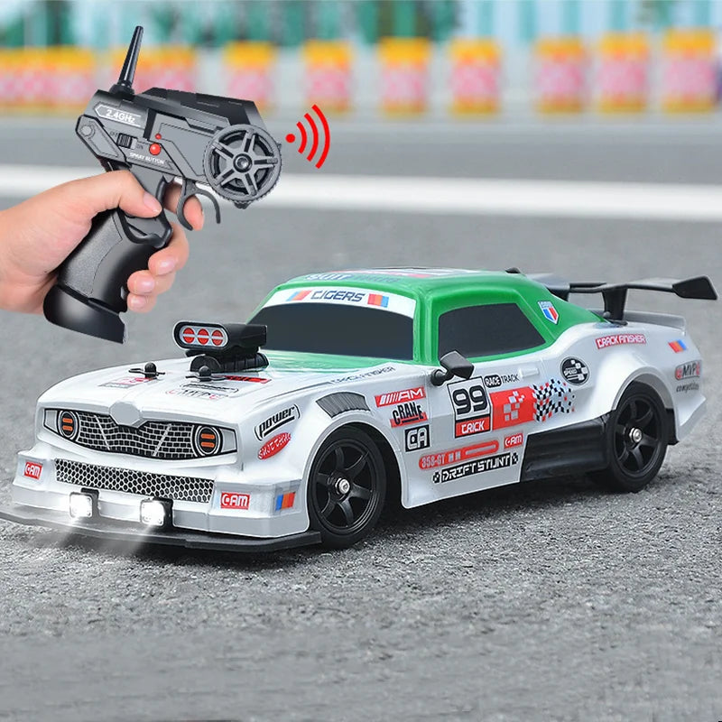 LKCOMO 2.4G 4WD RC Drift Car | LED Light Spray High Speed Model Vehicle Toy